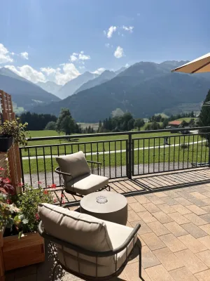 Terrasse mit Bergpanorama